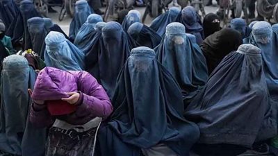 لأول مرة منذ سيطرتها على كابول.. طالبان تدعو إلى فتح المدارس أمام الفتيات