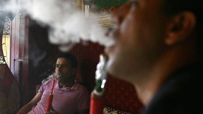 في استطلاع لـ”الحكومة”.. 93.6% من المواطنين يوافقون على استمرار منع “الشيشة” في المقاهي