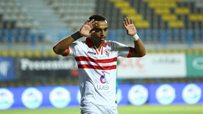 أوباما لبيراميدز: “مش هلعب في مصر غير للزمالك”