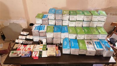 الإدارة العامة للصيدلة بالقاهرة تضبط كميات كبيرة من الأدوية والكمامات خلال أغسطس