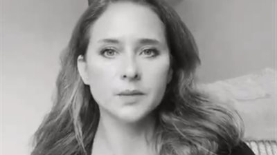 نيللي كريم: “في مواقف بتبقى تقيلة لدرجة أن البني آدم مش عاوز يعيش”