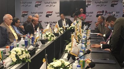 بدء اجتماع القائمة الوطنية لانتخابات النواب (صور)