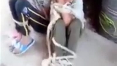 قاتل ابنه بالبحيرة بسبب 50 قرشا: “قيدته بالحبال 11 ساعة”