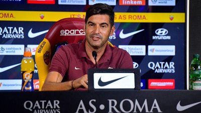 مدرب روما: نتفاوض مع مانشستر يونايتد من أجل سمولينج.. ودزيكو في قائمة الفريق