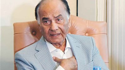 اتحاد المستثمرين يقرر إلغاء فعالياته حدادا على محمد فريد خميس