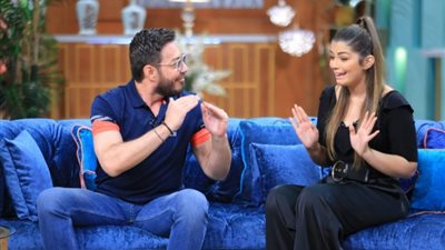 “بغير علي والدي أكثر من أمي”.. أبرز تصريحات ليلى أحمد زاهر مع منى الشاذلي