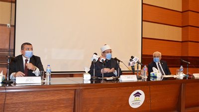 “جمعة”: رسالة المعلمين لا تختلف عن الأئمة والدعاة وهدفهما بناء الشخصية الوطنية