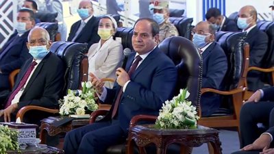 السيسي: “كام دولة راحت خلال 10 سنوات وبقت مصر بأمر الله؟”