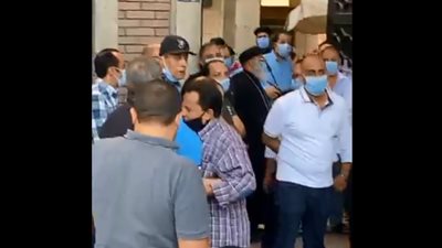 بعد طلب عزيزة كساب سابقا بزيارة زوجها.. أحمد بدير يحضر جنازة المنتصر بالله