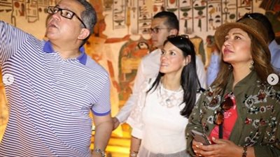ليلى علوي تشارك في اليوم العالمي للسياحة بصحبة وزير الآثار: “مصر مهد الحضارات”
