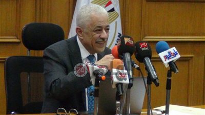 وزير التعليم مازحًا: “عاوزين جمعية لحقوق الذكور.. عددهم قليل في قوائم الأوائل”