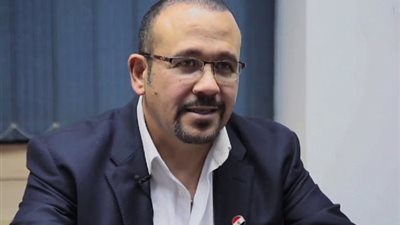 هشام عباس: الشباب لن يشعر بعظمة ما تنجزه الدولة إلا إذا استشعر عظمة نصر أكتوبر