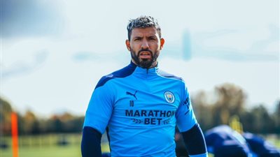 عودة أوجويرو.. نبأ سار لجماهير مانشستر سيتي بشأن نجمي الفريق (صور)