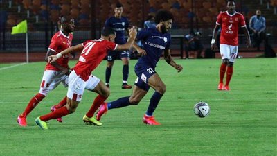 محمد يوسف حكمًا لمواجهة الأهلي وإنبي بالدوري المصري