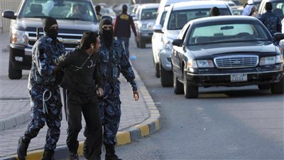 حبس ضابط كويتي سابق 15 سنة لمحاولته سرقة محل صرافة