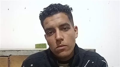 شاهد عيان يكشف تفاصيل محاولة مسن إنهاء حياة حفيديه في دمياط: طعنهم وكان هيقتلهم| بث مباشر