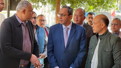 محافظ قنا: مبادرة كلنا واحد تهدف لتخفيف الأعباء عن المواطنين وتوفير احتياجاتهم بأسعار مخفضة تصل لـ50%