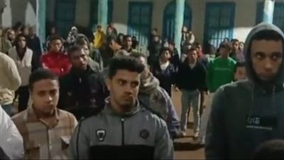 ضحى بنفسه لإنقاذ فتاة.. المئات يشيّعون جنازة شهيد الشهامة بمسقط رأسه في سوهاج | بث مباشر