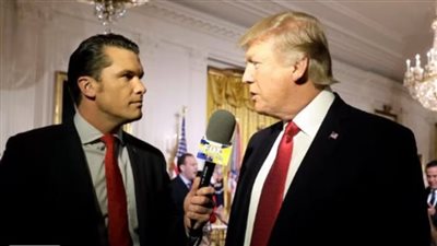 فضيحة جديدة.. وزير الدفاع الأمريكي شارك معلومات حساسة حول قصف اليمن في دردشة مع زوجته وشقيقه 