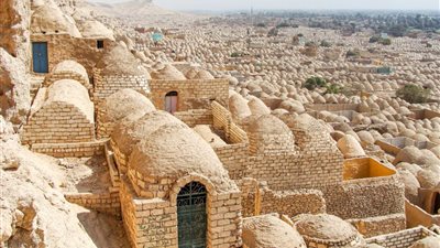 بدء أعمال حفائر البعثة الألمانية الإيطالية بمنطقة آثار زاوية سلطان في المنيا | خاص