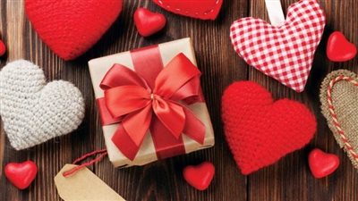 هدايا عيد الحب المناسبة لمن تحب.. ليست بالضرورة باهظة الثمن