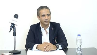 كواليس اشتباك محمود عاشور مع أفراد أمن ستاد القاهرة بعد مباراة الأهلي وبيراميدز | بث مباشر