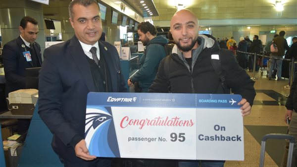 مطار القاهرة 