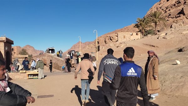 تسلق جبل موسى لمشاهدة