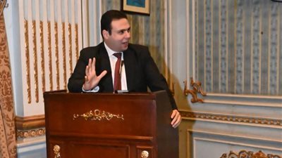 المال العام مافيهوش براحة.. النائب عبد المنعم إمام يطالب رئيسة البريد بوقف صرف أي مبالغ للمستشارين بالهيئة