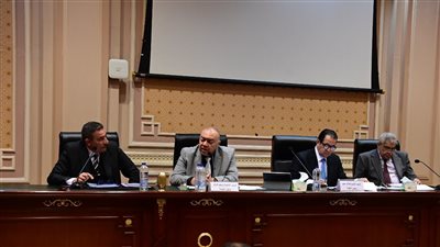 ميناء دمياط يستعرض مشروعاته وخطط التطوير أمام لجنة النقل والمواصلات بمجلس النواب