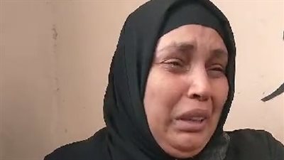مقتل شاب على يد جيرانه في شبرا الخيمة.. ووالدته: ضربوه بالمفك وموتوه قدام عيني| بث مباشر