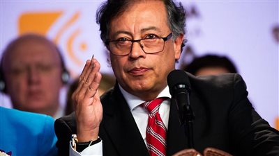 بعد تهديدات ترامب.. كولومبيا تعلن وصول طائرتين تحملان رعاياها المرحلين من أمريكا 