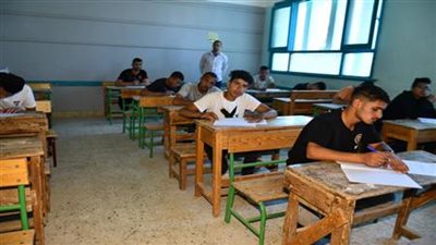 التعليم: أسئلة امتحانات الأول والثاني الثانوي اختيارية ومقالية بالترم الثاني 