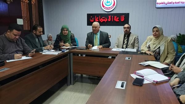  اجتماع مع مديري