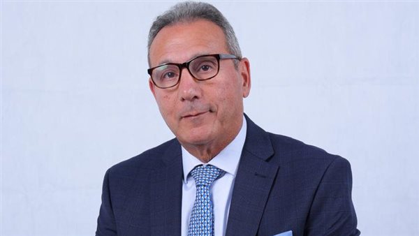 الرئيس التنفيذي للبنك