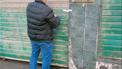 تزعج السكان.. غلق وتشميع ورشة سيارات مخالفة بمدينة نصر| صور