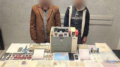 ضبط تشكيل عصابي لتزوير المحررات الرسمية بالخانكة 