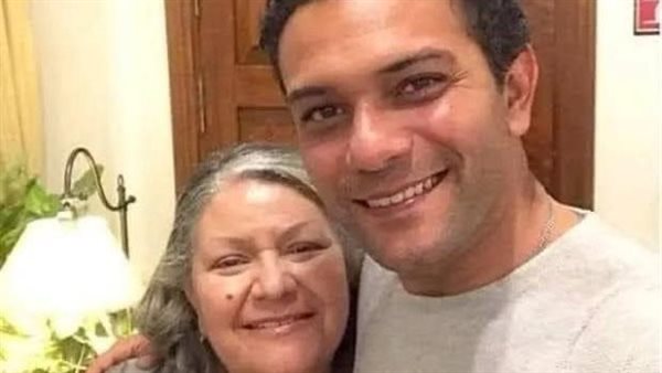 والدة آسر ياسين