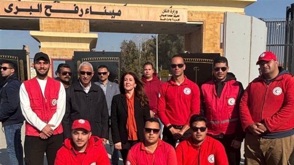 سفيرة أمريكا ومحافظ