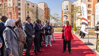 رئيس كينيا يشيد بجودة وحدات سكن لكل المصريين بحدائق العاصمة بعد زيارتها