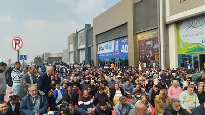 ندوة بعنوان «جدل النظام الانتخابي يتجدد.. تباين الآراء قبل السباق الانتخابي» ضمن فعاليات معرض الكتاب