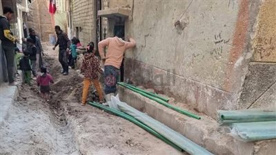 محافظ المنيا: الانتهاء من توصيل المياه لـ70 أسرة بحي شرق سمالوط بعد انقطاع دام عاما