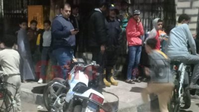 أسد يفترس حارسه في حديقة الحيوان بالفيوم | بث مباشر