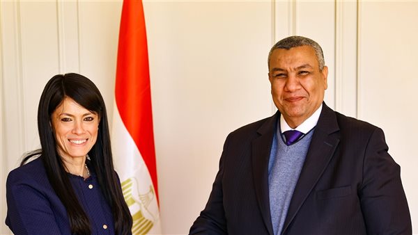 المشاط ومصطفى سالم