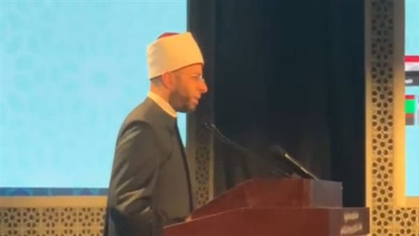 وزير الأوقاف خلال