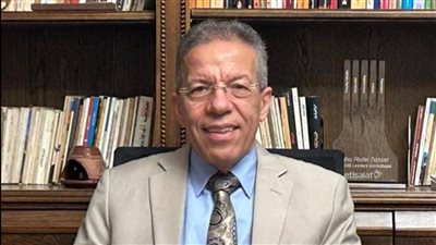 نقيب الأطباء: فسخ عقود الإيجار القديم للعيادات كارثة.. ونطالب بإعادة النظر في مشروع القانون