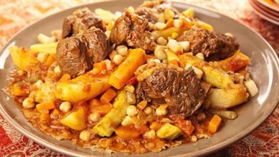 8 أكلات عراقية باللحمة أبرزها التشريب والتمن.. نكهات لذيذة وشهية