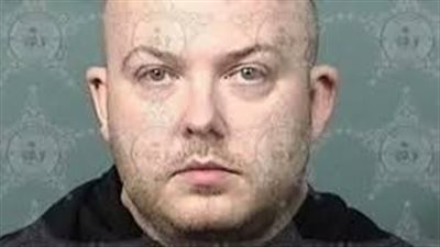 السجن 25 عامًا لصاحب محل لعب أطفال بتهمة الاعتداء الجنسي على الصغار