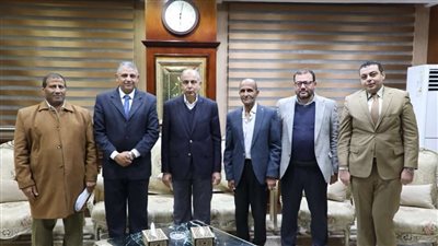 محافظ المنيا يوقع بروتوكول تعاون لإنشاء غابات شجرية شرق النيل دعما للاستثمار الأخضر