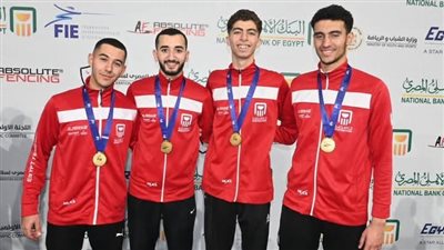 وزير الرياضة يهنئ منتخب الناشئين بذهبية كأس العالم لسلاح سيف المبارزة